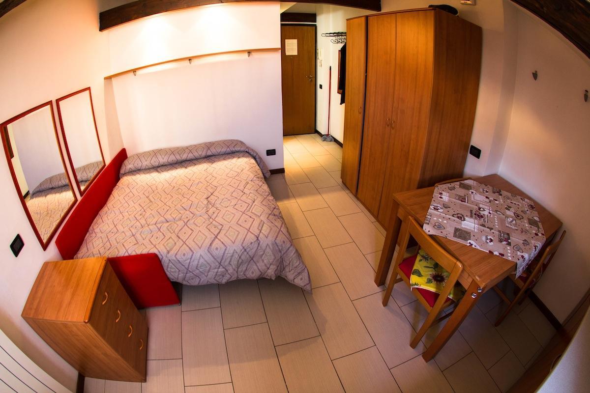 Mono Rosso Apartment Turin Bagian luar foto
